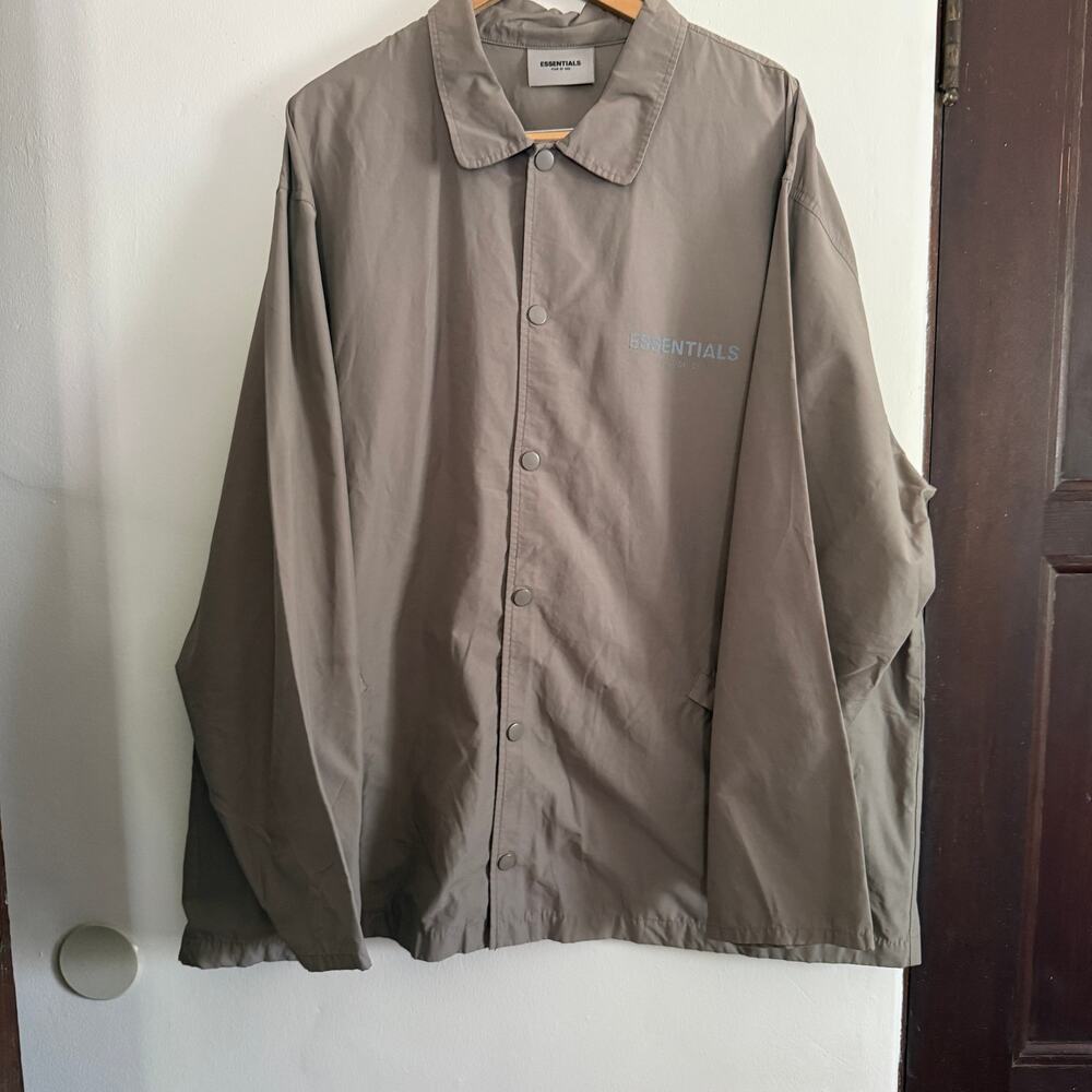 Fear of God ESSENTIALS | Men's Coach's Jacket in Desert Taupe | XL FW20